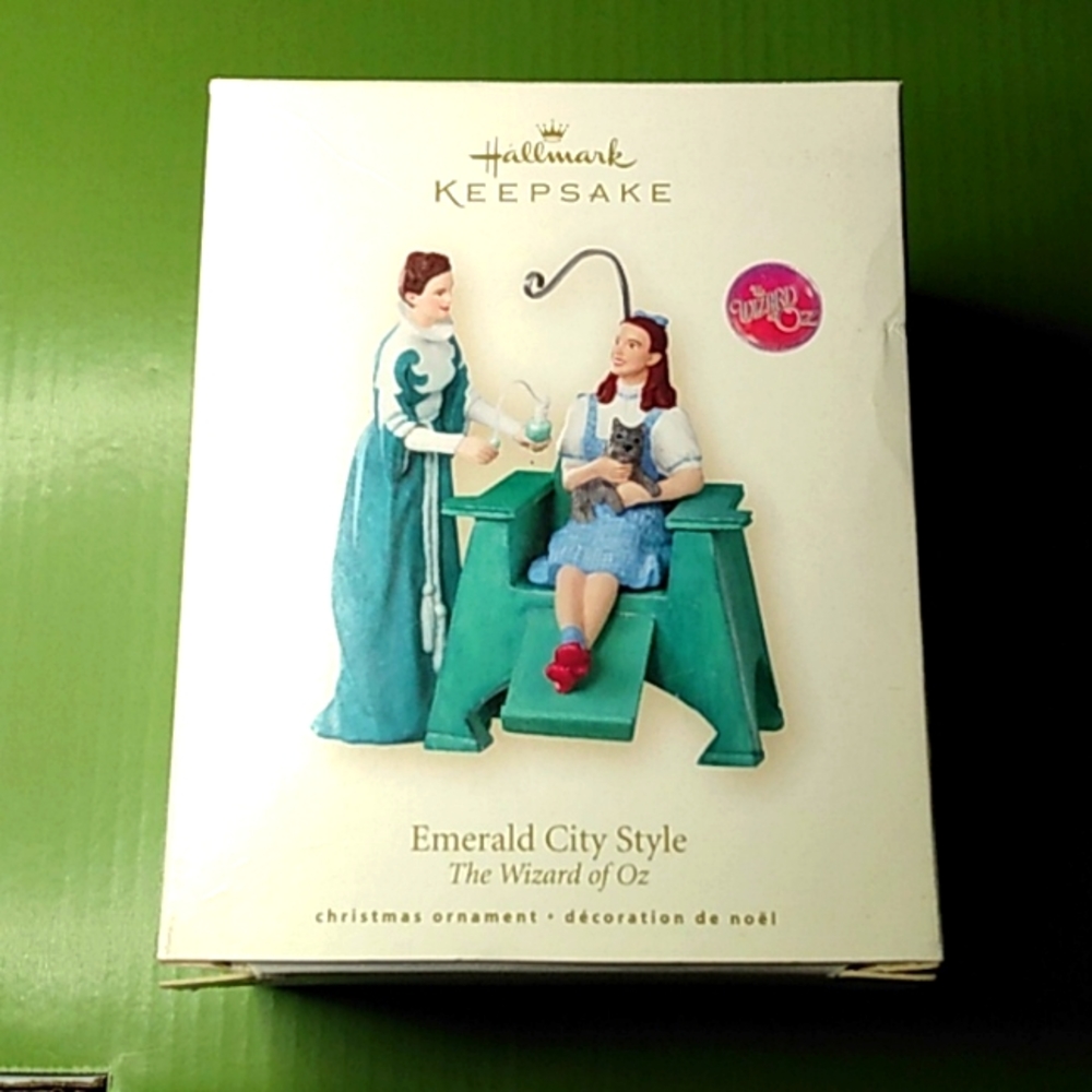 Hallmark Ornament Emerald City Style